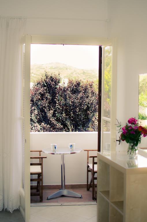 Georgias House Apartment Skyros Bilik gambar